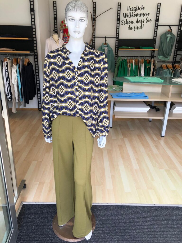 Bluse und Jersey Pants von Smith & Soul